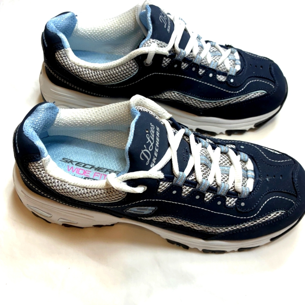 Skechers D’Lites Ladies Sneakers 8.5